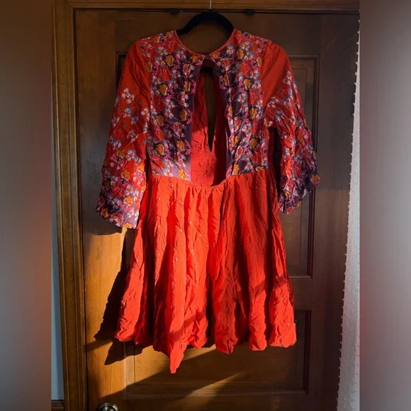 Urban Outfitters Ecote Tyler split-neck bell-sleeve mini dress - Picture 6 of 7